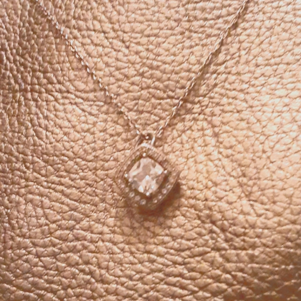 1/2 carat diamond necklace